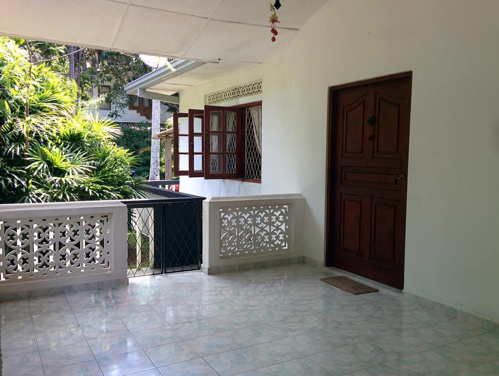 Wellington Villa Hikkaduwa Exterior photo
